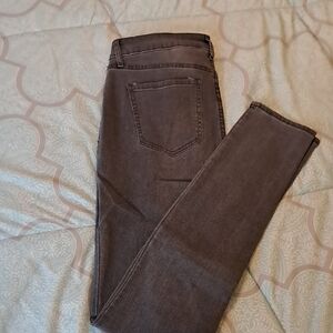 Old Navy Women's Skinny Jeans in Charcoal